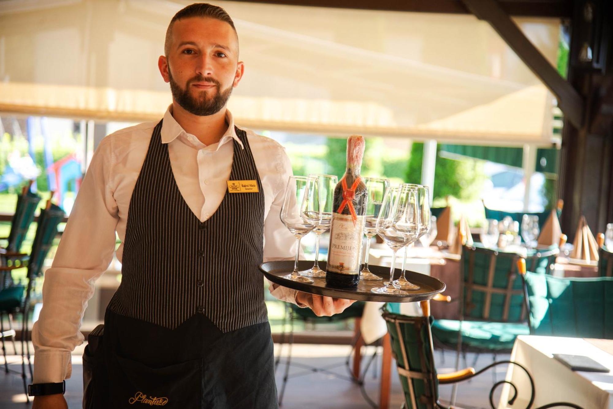 Hotel Dvor Bijelo Polje Esterno foto